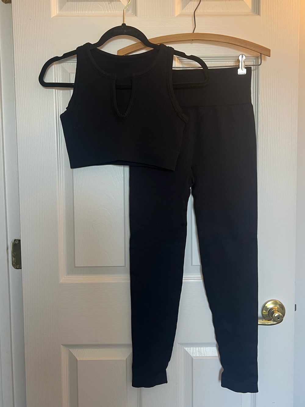 Black Workout Set - Picture 1 of 4